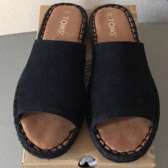 Toms Shoes - TOMS Suede Clarita Espadrilles ☀️